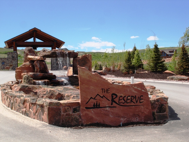Reserve on the Lake